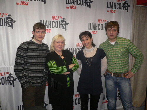 Н. Брейдер с радиоведущими Н. Брейдер с радиоведущими