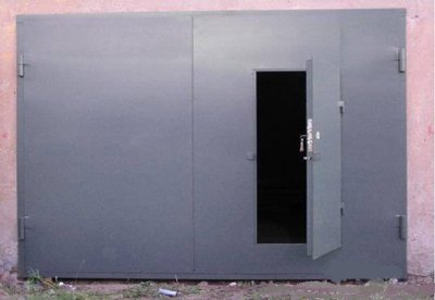 ворота в гараж и двор