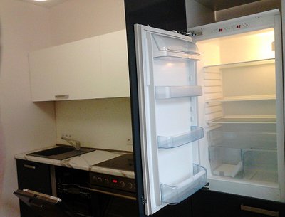 Продам 1-комн. Карамзина (Белые Росы, 12 стр) 12/24мк, 43,5кв.м, дом на сдаче, микрорайон Пашенный, рядом Ярыгинская набережная, остров Отдыха, центр города. Цена 2550т.р.