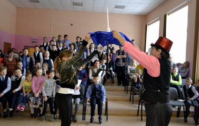 Фокусник на детский праздник.