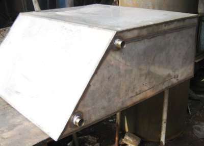 Емкость под воду из нержавейки или черного металла