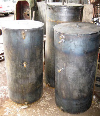 Емкость под воду из нержавейки или черного металла