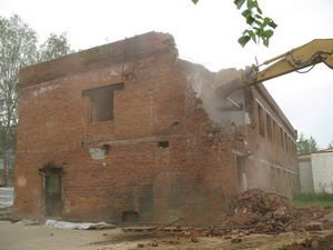 Демонтаж дач снос слом разрушение вывоз.