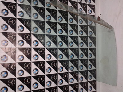 Стекло дверей для БМВ 3 series, е46