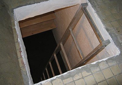 Погреб строительство. Монолитный бетонный погреб. Ремонт погреба