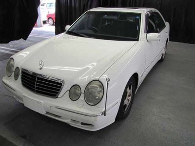 Капот в сборе Mercedes Benz E430 W210