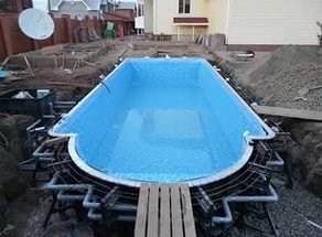 Бассейн строительство, монтаж оборудования.