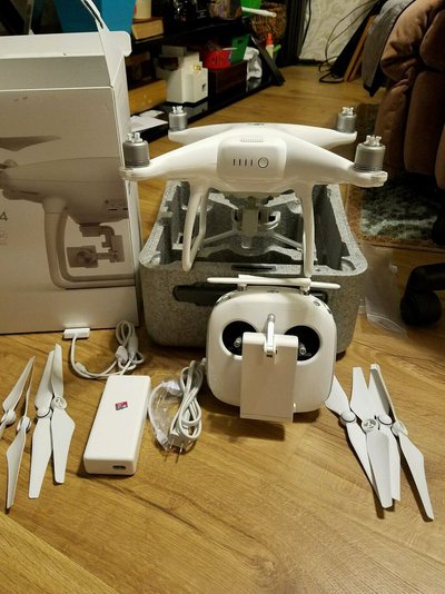 Selling New : DJI Phantom 4 Pro/ DJI MAVIC Pro/Yuneec Typhoon H Pro