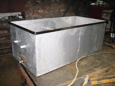 Ящик для инструмента металлический для грузовых машин и спецтехники