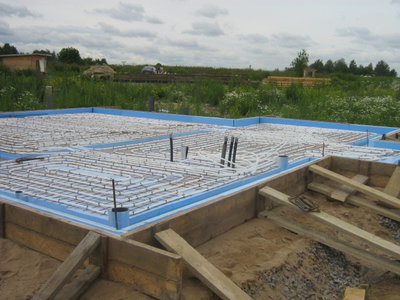Строительство гаражей. Фундамент, цоколь. погреб. 