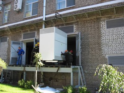  Перевозка переезд  различной мебели, бытовой техники, домашних вещей, роялей,пианино, промышленного и банковского, торгового оборудования  