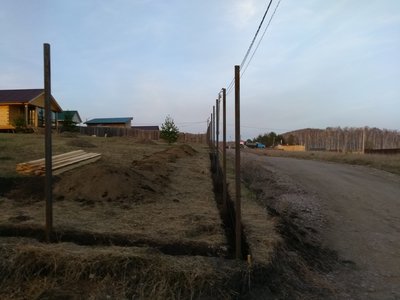 Бурение ям под столбы для забора бензобуром,стоимость бурения