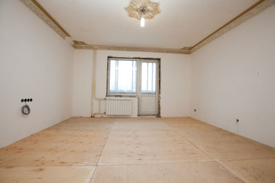 Регулируемые полы новой конструкции.