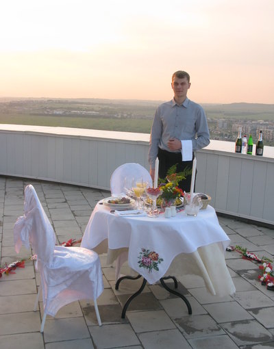 Ужин на крыше.