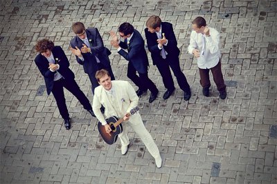 Серенада под окном.