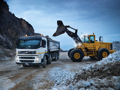 Услуги строительной СпецТехники. Грузоперевозки. Вывоз стр. мусора.