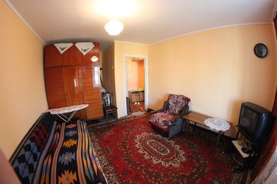 Продам 1-комнатную квартиру Свердловская