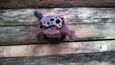 Насос масляный в сборе мн-09с2 (11та-09с2-10)