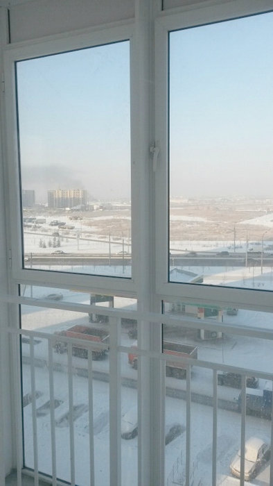 Сдам 2-комн. 9 Мая 83 ( ТРЦ &laquo;Планета&raquo;),  7/25мк, 58кв.м, новый дом, никто еще не жил. Состояние хорошее: ПВХ, сан.узел – кафель. Без мебели, есть электроплита. Русским, надолго. Цена 18000 руб. помесячно.