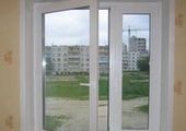 В Красноярске из окна выпала 16-летняя девушка