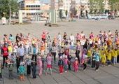 В Ачинске провели общегородскую зарядку для малышей
