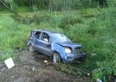 В Красноярске пьяная автоледи на "Land Cruiser" снесла дорожное ограждение: три человека пострадали