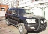 Пьяные студентки угнали Toyota Land Cruiser у таксиста