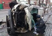 В центре Красноярска водитель-лихач вылетел на тротуар и сбил семью с коляской: глава семьи погиб, младенец в реанимации