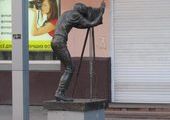 Полицейские заинтересовались автором памятника фотографу в Красноярске