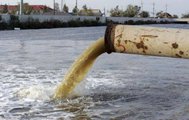 Красноярской компании грозит штраф до 250 тысяч рублей за слив отходов рядом с рекой