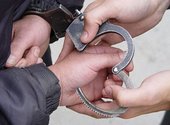 Полиция задержала серийного грабителя салонов связи