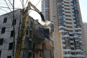 Обвалился угол жилого дома в Красноярске