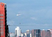 Пожар на улице Шахтеров тушат 3 вертолета