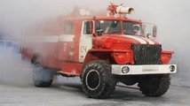 В Красноярске сожгли шиномонтажку