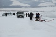 На Красноярском море закрыта одна ледовая переправа