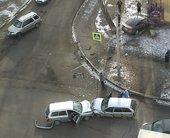 На улице Кутузова произошло ДТП с участием трех автомобилей