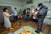 Житель Красноярска прописал 68 мигрантов в своей квартире